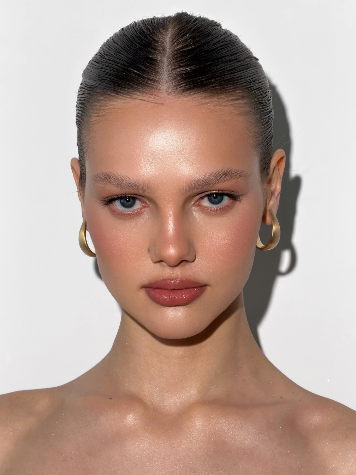 Гладкий пучок, сияющая кожа